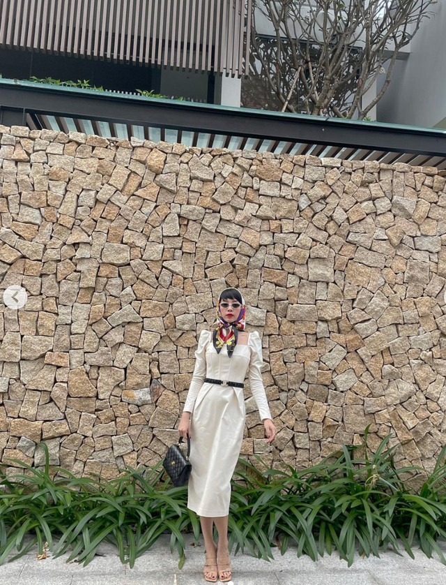 Cận cảnh biệt thự sang trọng của Tóc Tiên và Hoàng Touliver - Hình 3 Can canh biet thu sang trong cua Toc Tien va Hoang Touliver-Hinh-3