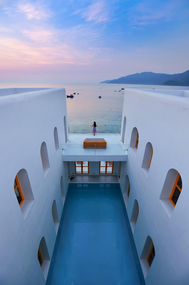 Chi tiết căn biệt thự view biển lãng mạn của vợ chồng Phan Như Thảo - Hình 4 Chi tiet can biet thu view bien lang man cua vo chong Phan Nhu Thao-Hinh-4