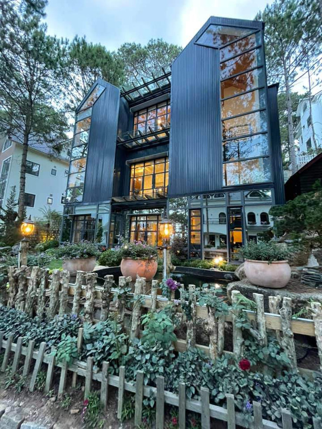 Chi tiết căn biệt thự view biển lãng mạn của vợ chồng Phan Như Thảo - Hình 12 Chi tiet can biet thu view bien lang man cua vo chong Phan Nhu Thao-Hinh-12