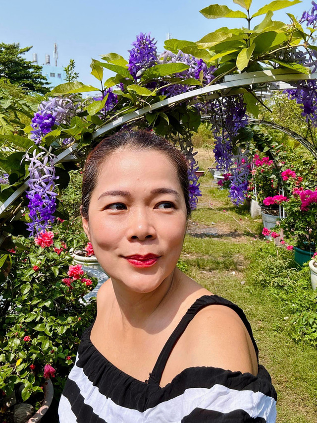 Choáng ngợp khu vườn hàng nghìn m2 của ca sĩ Mỹ Lệ - Hình 2 Choang ngop khu vuon hang nghin m2 cua ca si My Le-Hinh-2