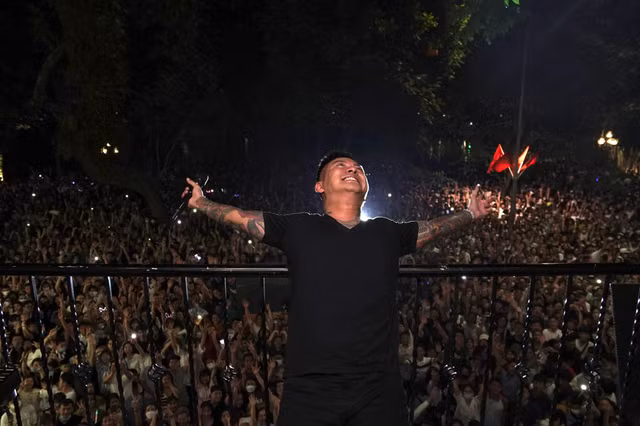 Dieu dac biet trong can nha tram ty giua pho co cua Tuan Hung-Hinh-11