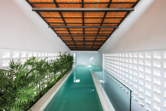 Xem căn nhà trong hẻm chỉ rộng 3m nhưng chẳng khác gì resort - Hình 5 Xem can nha trong hem chi rong 3m nhung chang khac gi resort-Hinh-5