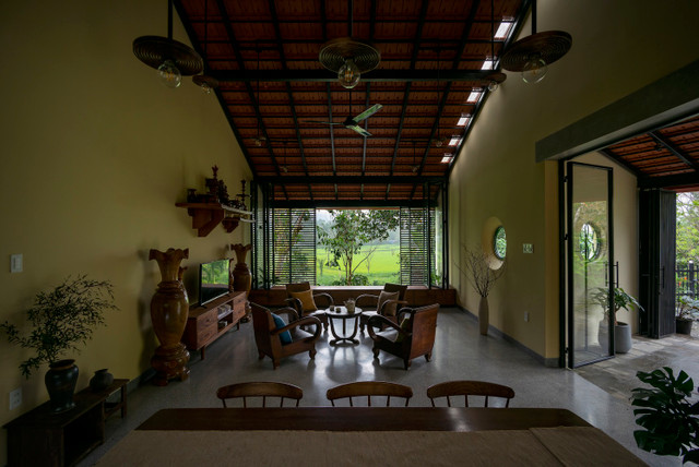 Mê đắm căn biệt thự ẩn mình giữa núi đồi - Hình 3 Me dam can biet thu an minh giua nui doi-Hinh-3