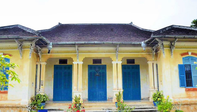 Tham quan ngôi nhà cổ có một không hai ở Tây đô - Hình 2 Tham quan ngoi nha co co mot khong hai o Tay do-Hinh-2