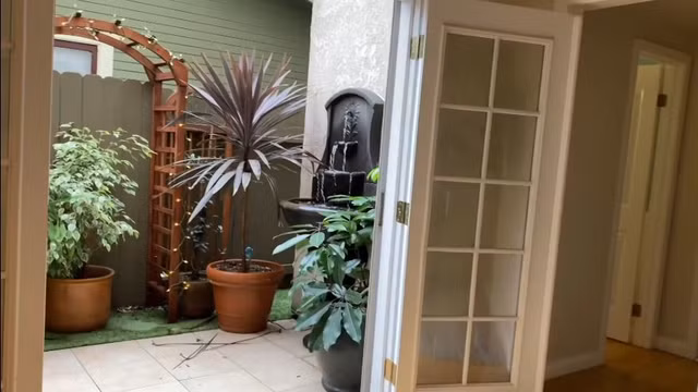 MC Ky Duyen so huu biet thu ven bien hoanh trang-Hinh-7