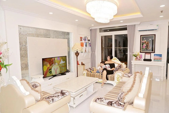 Phi Thanh Vân khoe penthouse siêu sang 200m2 - Hình 5 Phi Thanh Van khoe penthouse sieu sang 200m2-Hinh-5