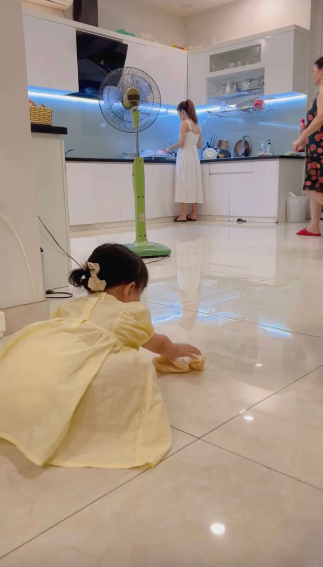 Đông Nhi - Ông Cao Thắng sở hữu biệt thự hoành tráng như nào? - Hình 3 Dong Nhi - Ong Cao Thang so huu biet thu hoanh trang nhu nao?-Hinh-3