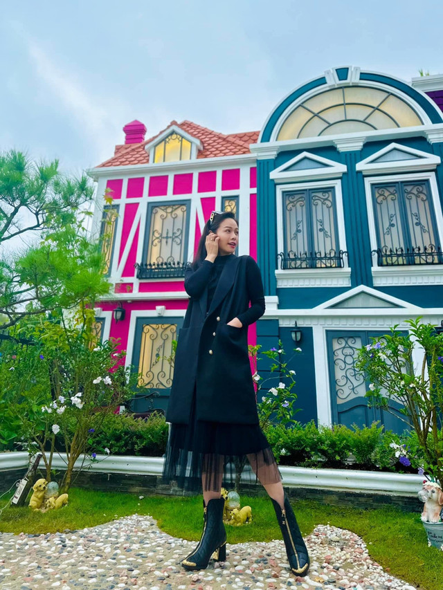 Đi thăm biệt thự khủng của Kiều Linh Di tham biet thu khung cua Kieu Linh