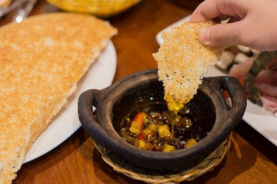 Bất ngờ món ăn khoái khẩu thời bao cấp thành đặc sản hút khách nhà hàng - Hình 4 Bat ngo mon an khoai khau thoi bao cap thanh dac san hut khach nha hang-Hinh-4