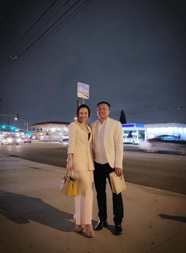 Chi tiết loạt đồ hiệu sang chảnh của Vy Oanh - Hình 3 Chi tiet loat do hieu sang chanh cua Vy Oanh-Hinh-3