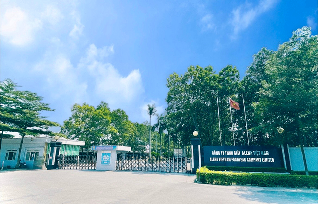 Nhà máy có 1.000 công nhân tạm ngừng việc tập thể tại Thanh Hóa của ai? Nha may co 1.000 cong nhan tam ngung viec tap the tai Thanh Hoa cua ai?