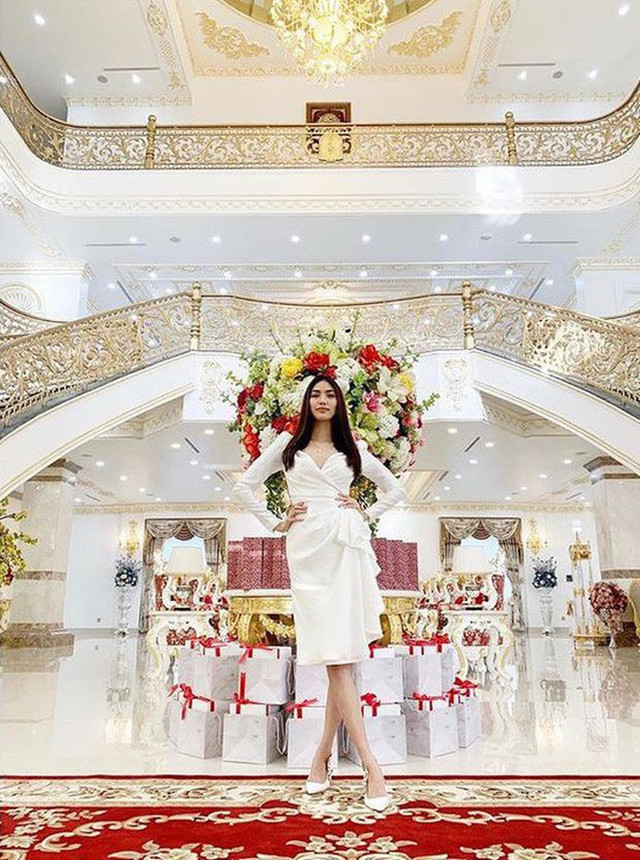 Những góc mới trong biệt thự tráng lệ như lâu đài của Lan Khuê - Hình 10 Nhung goc moi trong biet thu trang le nhu lau dai cua Lan Khue-Hinh-10