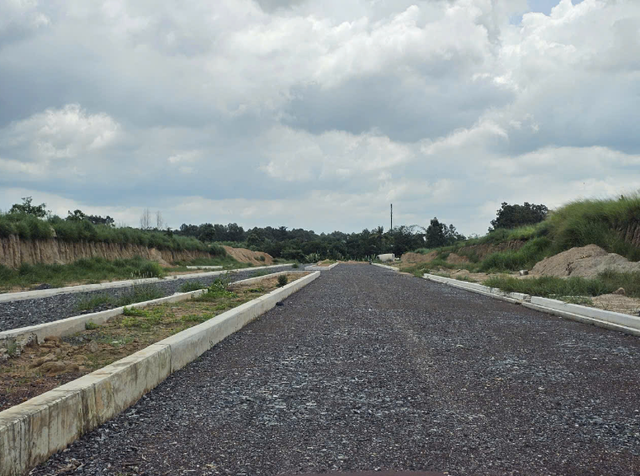 Dong Nai: Giai doan 2 du an KCN Ho Nai co vi pham giay phep xay dung?-Hinh-4