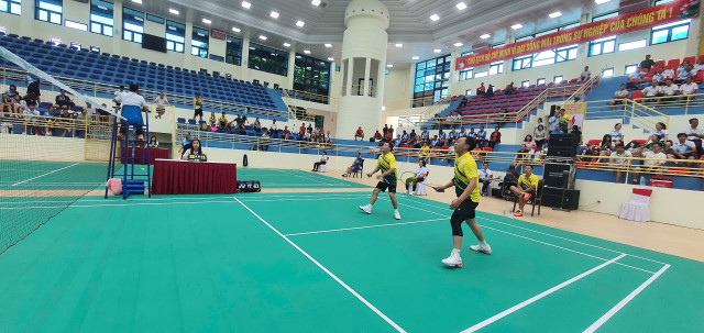 Khai mac Giai Cau long toan quoc Bao Thanh tra lan thu XIX-Hinh-9