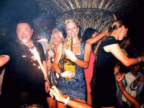 Dai gia doc tien ty bao my nu an choi va cai ket dang-Hinh-4