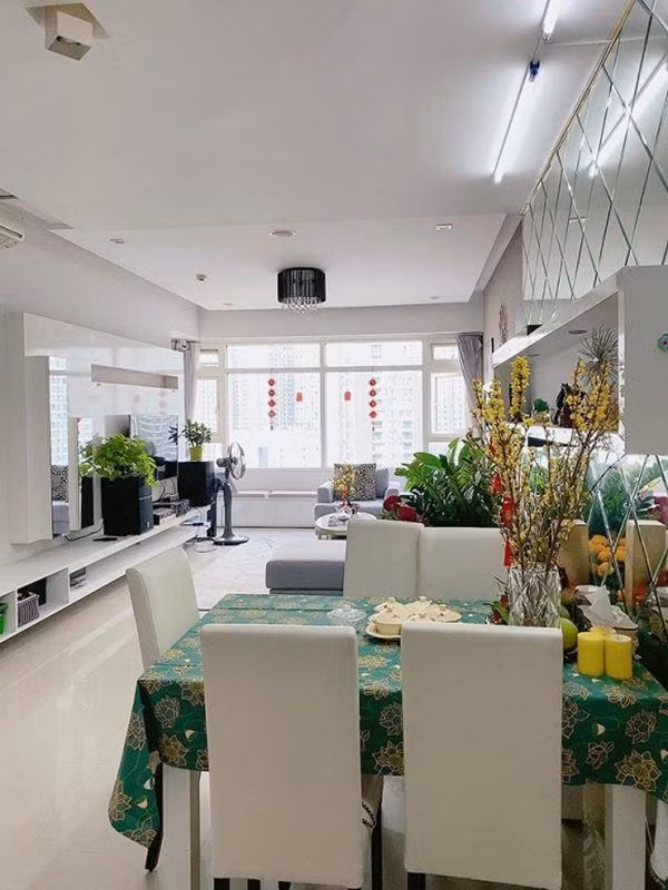 Biet thu sang chanh, can ho tien nghi cua cac ba me don than gioi Vbiz-Hinh-8