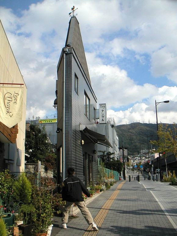 Những tòa nhà mỏng dính nhưng có giá siêu đắt - Hình 3 Nhung toa nha mong dinh nhung co gia sieu dat-Hinh-3