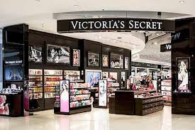 COVID-19 khiến Victoria's Secret phải đóng 250 cửa hàng? - Hình 4 COVID-19 khien Victoria's Secret phai dong 250 cua hang?-Hinh-4