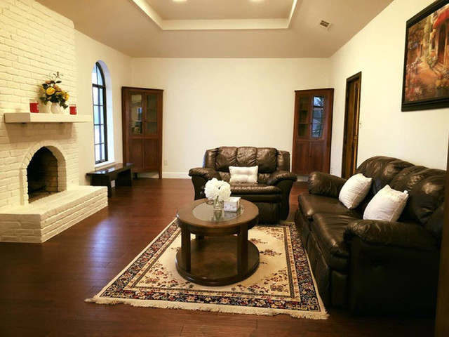 Hé lộ biệt thự của Hồng Ngọc tại Mỹ: Xa hoa như cổ tích - Hình 4 He lo biet thu cua Hong Ngoc tai My: Xa hoa nhu co tich-Hinh-4