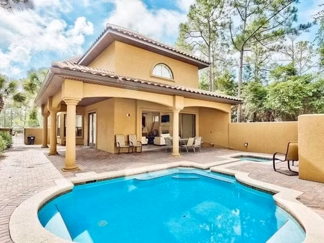 He lo biet thu cua Hong Ngoc tai My: Xa hoa nhu co tich-Hinh-8