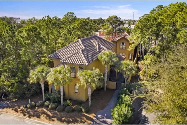 Hé lộ biệt thự của Hồng Ngọc tại Mỹ: Xa hoa như cổ tích - Hình 7 He lo biet thu cua Hong Ngoc tai My: Xa hoa nhu co tich-Hinh-7