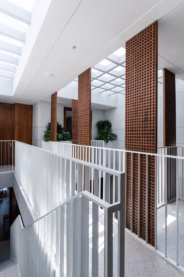 Ngoi nha o Da Nang thiet ke la ngap nang gio-Hinh-5