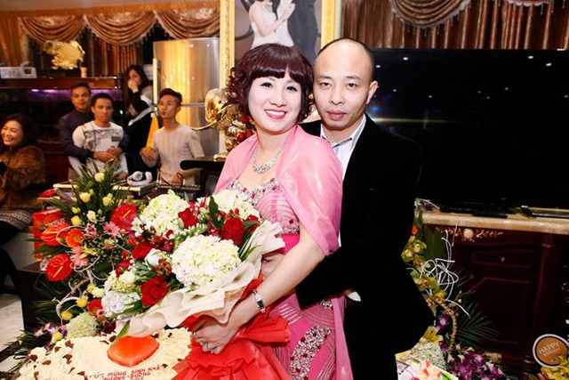 Nữ đại gia bất động sản Dương Đường vừa bị bắt ăn chơi đốt tiền xa xỉ thế nào? - Hình 4 Nu dai gia bat dong san Duong Duong vua bi bat an choi dot tien xa xi the nao?-Hinh-4