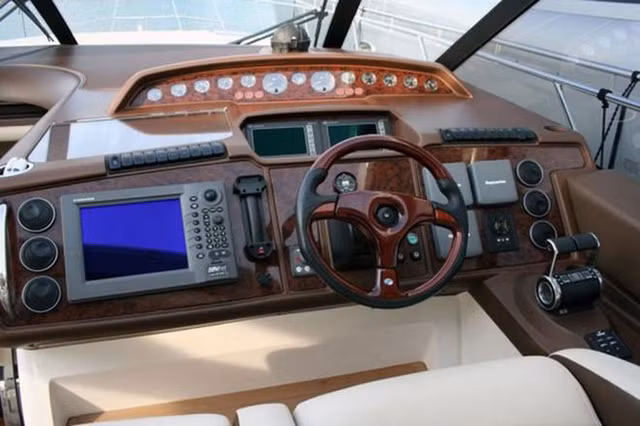 Thu choi moi cua dai gia Viet: Du thuyen xa xi-Hinh-8