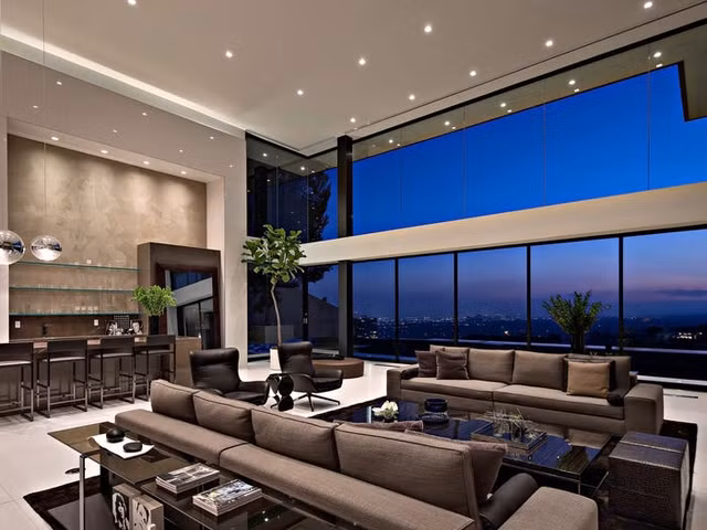 Biet thu xa hoa cua tai phiet dang bi truy na-Hinh-5