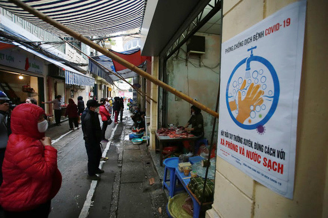 Những phiên chợ có một không hai giữa mùa dịch COVID-19 - Hình 4 Nhung phien cho co mot khong hai giua mua dich COVID-19-Hinh-4