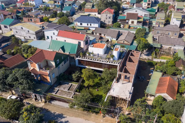 Biet thu V8 House xu Nghe xuat hien tren bao My