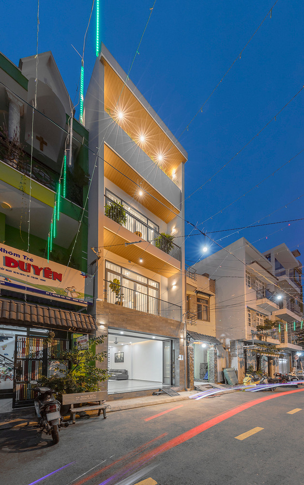 'Lot xac' sau cai tao, ngoi nha o Sai Gon khien bao nguoi ngo ngang-Hinh-3