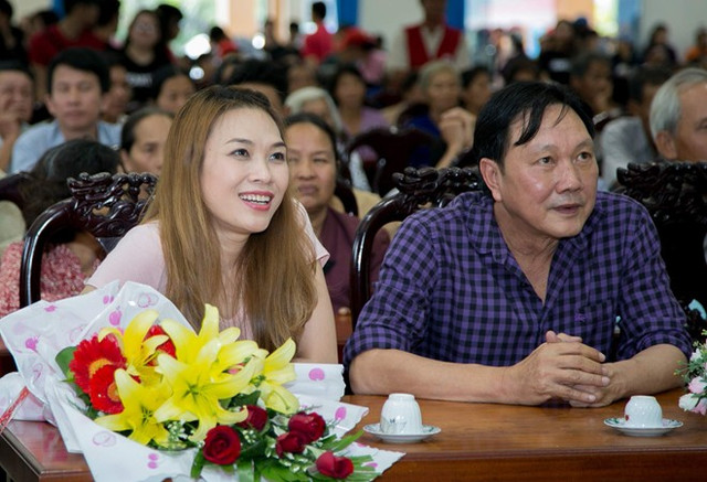 Công ty của người tình tin đồn Mỹ Tâm nhận thêm “cú đắng” lỗ nặng gần 200 tỷ Cong ty cua nguoi tinh tin don My Tam nhan them “cu dang” lo nang gan 200 ty