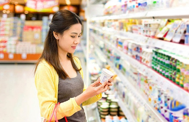 Mùa tiêu dùng cuối năm nên đầu tư cổ phiếu nào để có lợi? Mua tieu dung cuoi nam nen dau tu co phieu nao de co loi?