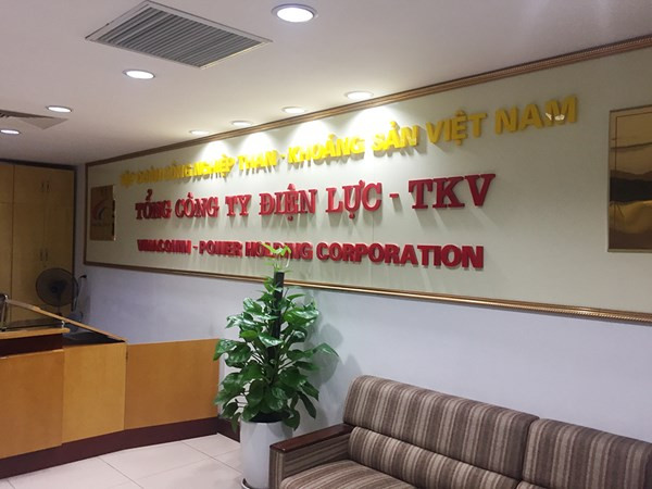 Lãi lớn, nợ nhiều, liệu 680 triệu cổ phiếu Vinacomin Power đổ bộ lên HNX có thu hút? Lai lon, no nhieu, lieu 680 trieu co phieu Vinacomin Power do bo len HNX co thu hut?