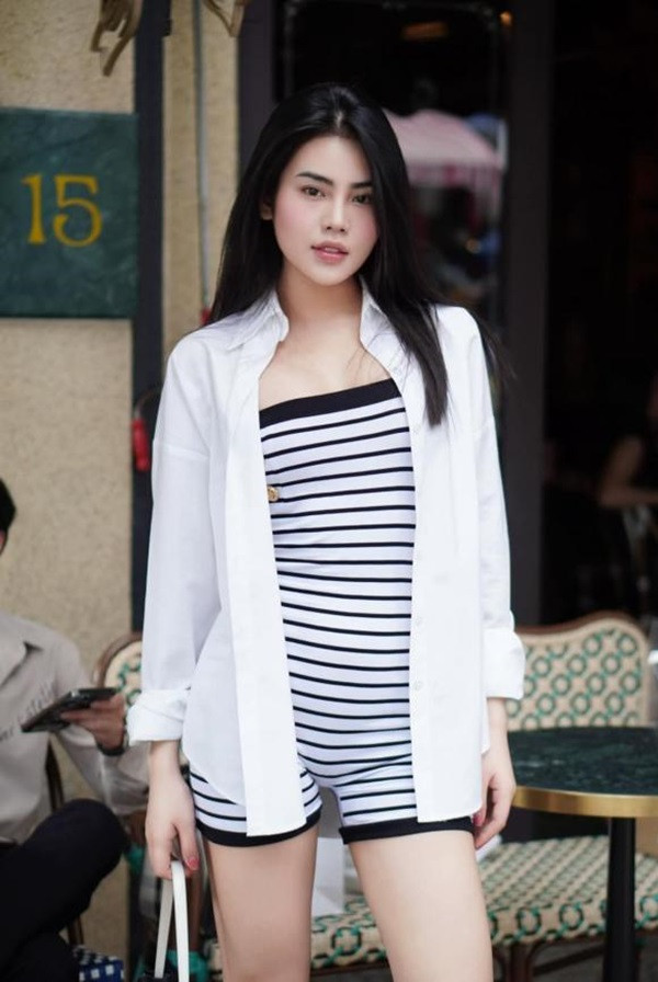 Danh tính hotgirl được thiếu gia Nghiêm Đức khóa môi - Hình 4 Danh tinh hotgirl duoc thieu gia Nghiem Duc khoa moi-Hinh-4