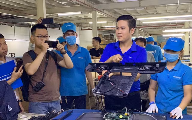 Giua nghi van dung hang Trung Quoc gan nhan Viet, CEO 8x cua Asanzo noi gi?