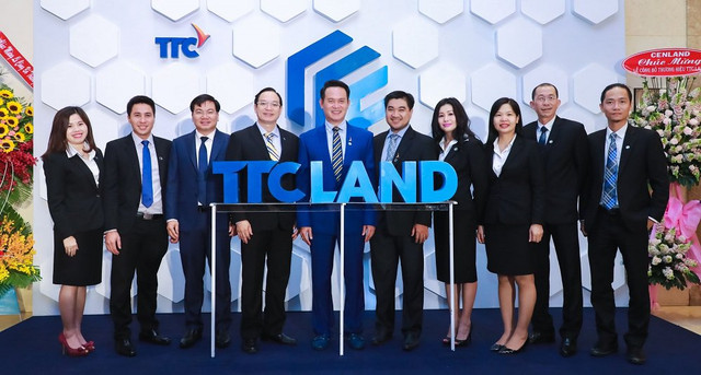 Đế chế tỷ đô của đại gia Đặng Văn Thành - Hình 3 De che ty do cua dai gia Dang Van Thanh-Hinh-3