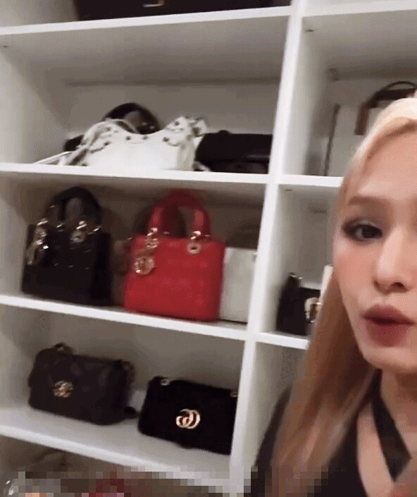 Bên trong cơ ngơi rộng rãi của gia đình Gil Lê - Hình 10 Ben trong co ngoi rong rai cua gia dinh Gil Le-Hinh-10