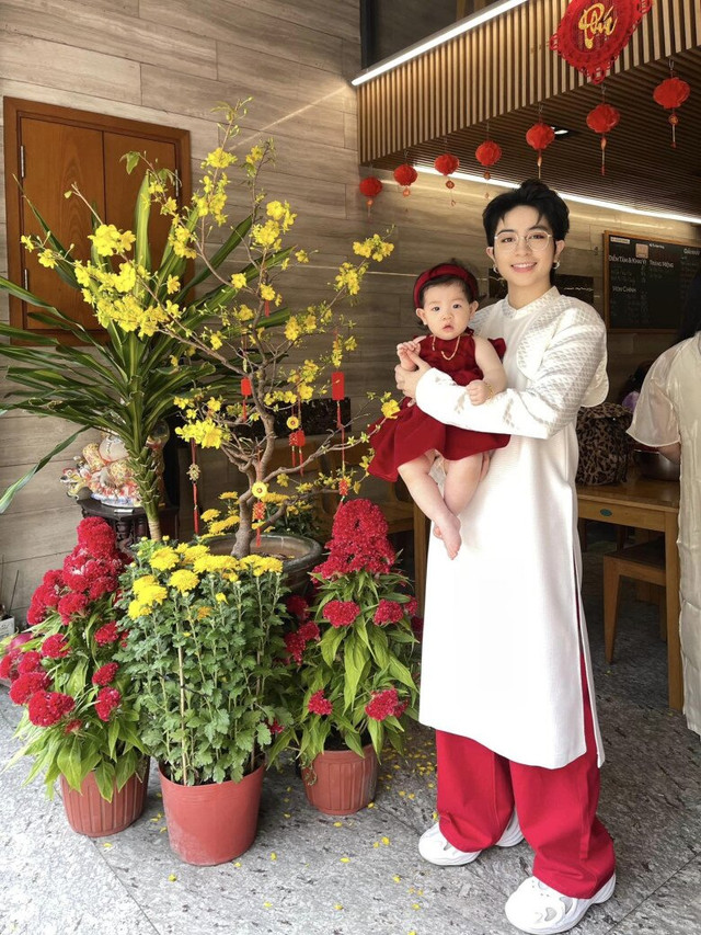 Bên trong cơ ngơi rộng rãi của gia đình Gil Lê - Hình 6 Ben trong co ngoi rong rai cua gia dinh Gil Le-Hinh-6