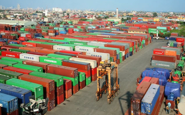 Một công ty vận tải biển muốn nâng lãi lên gấp đôi, cổ tức lên 80% Mot cong ty van tai bien muon nang lai len gap doi, co tuc len 80%