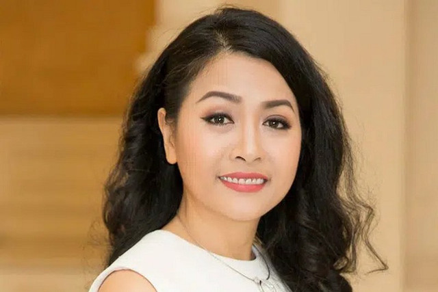 Thị giá YEG ngày lao dốc, 'ái nữ Dr Thanh' cắt lỗ thêm 1 triệu cổ phiếu Thi gia YEG ngay lao doc, 'ai nu Dr Thanh' cat lo them 1 trieu co phieu