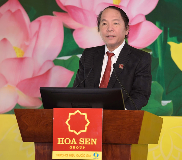 Sếp Hoa Sen đã bán xong 400.000 cổ phiếu thu về 15 tỷ đồng Sep Hoa Sen da ban xong 400.000 co phieu thu ve 15 ty dong