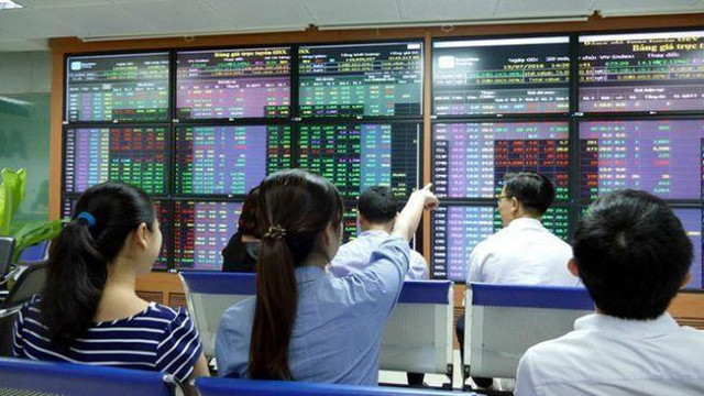Chứng khoán ngày 9/9: Cổ phiếu nào nên chú ý? Chung khoan ngay 9/9: Co phieu nao nen chu y?