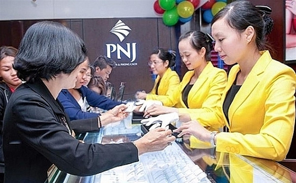 Vừa thua lỗ trong tháng 8, PNJ muốn vay thêm 1.260 tỷ cho hoạt động kinh doanh Vua thua lo trong thang 8, PNJ muon vay them 1.260 ty cho hoat dong kinh doanh