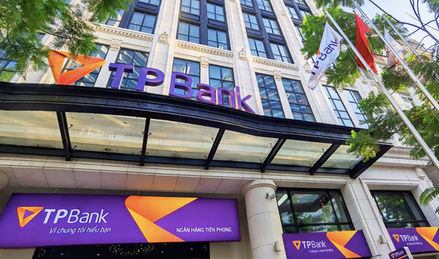 4 quy muon mua hon 28 trieu co phieu TPB truoc them nang von