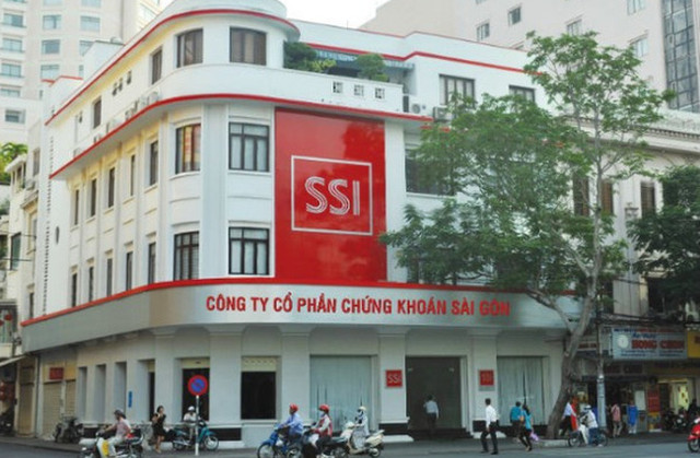 Một cổ đông lớn muốn thoái 15 triệu cổ phiếu SSI trên đỉnh giá lịch sử Mot co dong lon muon thoai 15 trieu co phieu SSI tren dinh gia lich su
