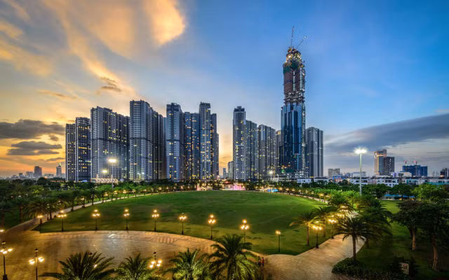 Vinhomes chi hon 5.000 ty dong va phat hanh 1 ty co phieu tra co tuc