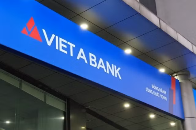 Doanh nghiep lien quan Pho Chu tich VietABank dang ky ban 2 trieu co phieu VAB