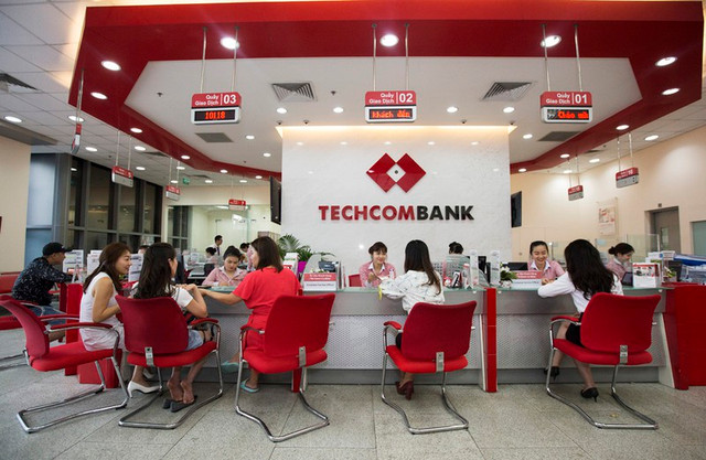 Techcombank dự kiến phát hành 6 triệu cổ phiếu ESOP với giá 10.000 đồng Techcombank du kien phat hanh 6 trieu co phieu ESOP voi gia 10.000 dong